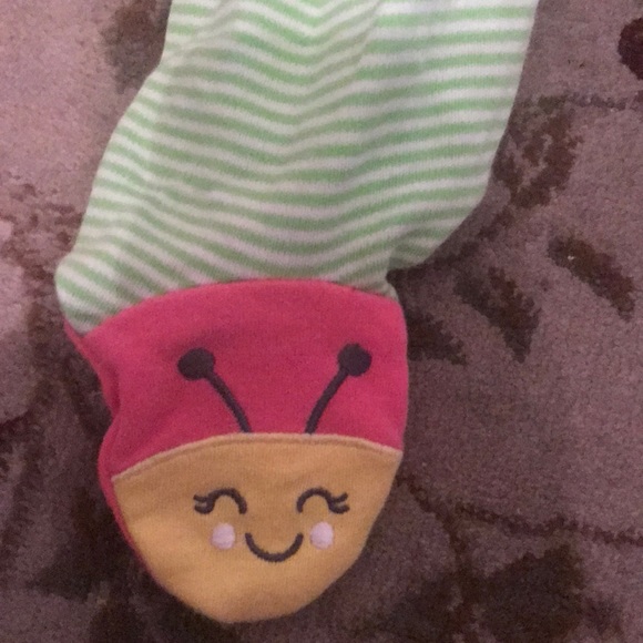 Carters new with tags zip up one piece 9 months - Picture 4 of 4